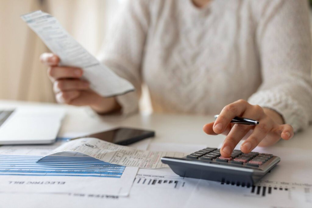 Walk-In Tax Prep on Harper Ave vs. Online Services: What St. Clair Shores Residents Should Know