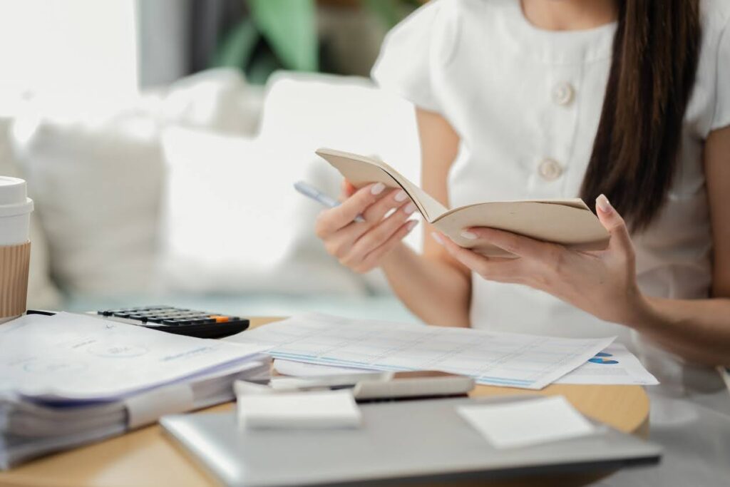 Tax Preparer Near Me St Clair Shores CPA vs EA